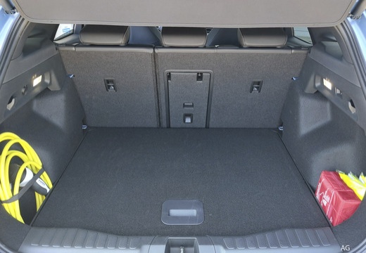 Ford Explorer EV immagine 5