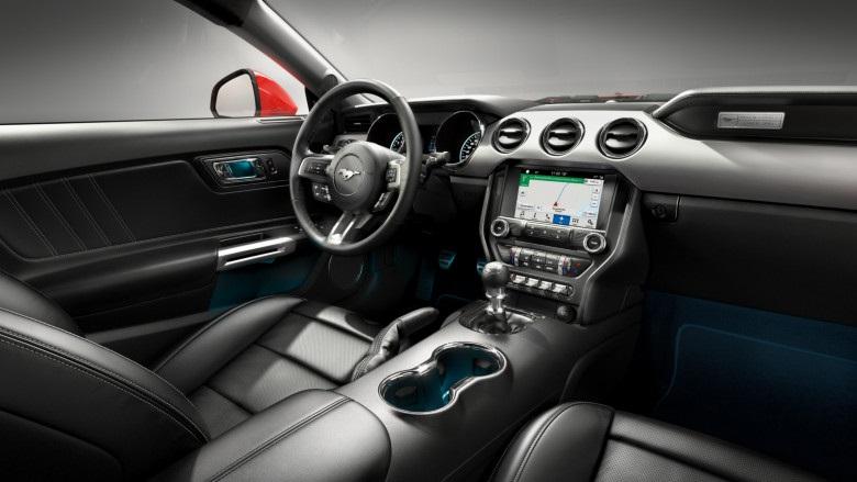 Ford Mustang Convertible immagine 3