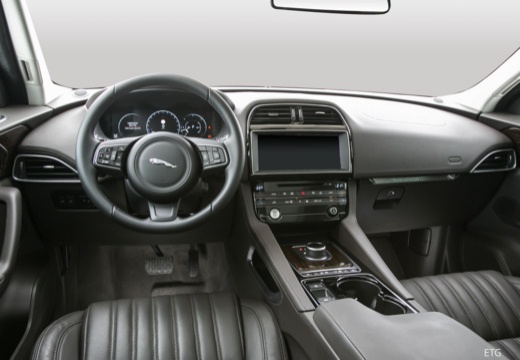 Jaguar F-Pace immagine 3