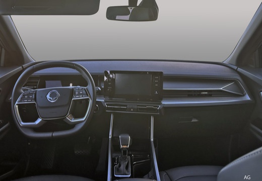 Kgm Torres immagine 7