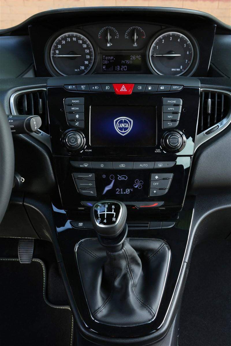 Lancia Ypsilon HF immagine 3