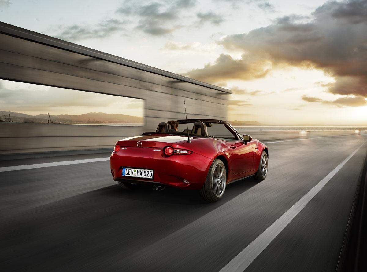 Mazda MX-5 Soft Top immagine 2