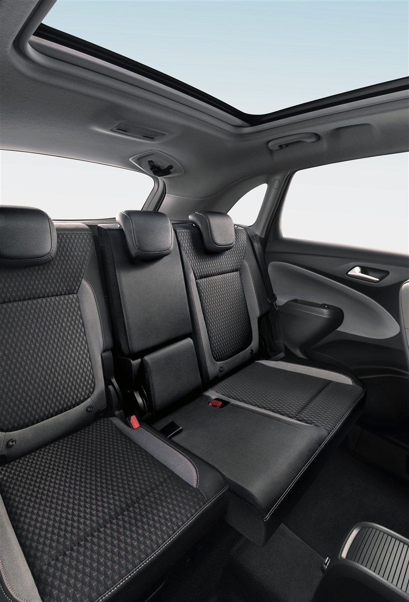 Opel Crossland X immagine 9