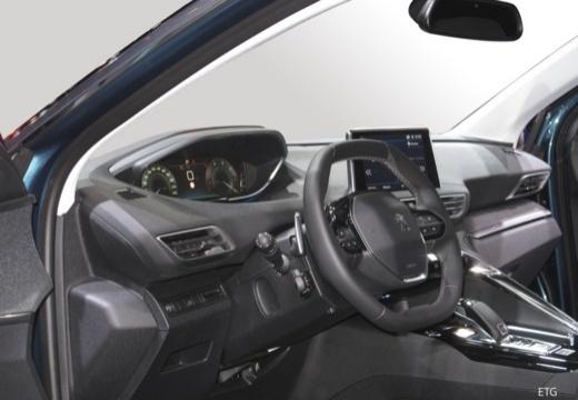 Peugeot 5008 immagine 3