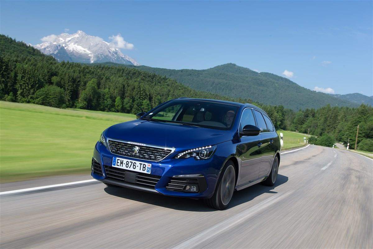 Peugeot 308 Station Wagon immagine 1