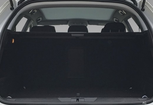 Peugeot 308 Station Wagon immagine 9