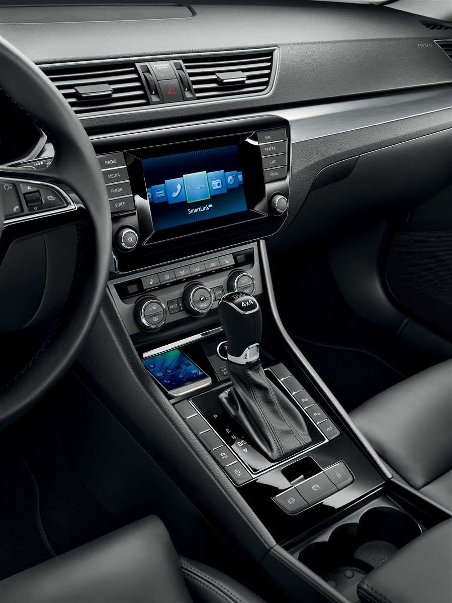 Skoda Superb Wagon immagine 2