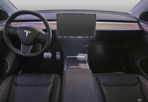 Tesla Model Y immagine 5