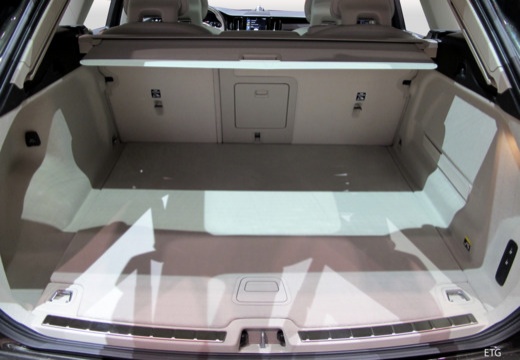Volvo XC60 immagine 11